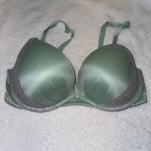 Victoria’s Secret Bra